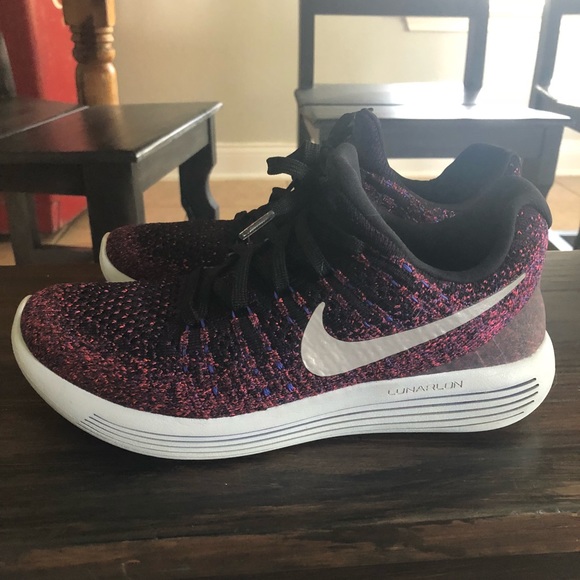 Nike Shoes - Like new Women’s 7.5 Nike LunarEpic Flyknit